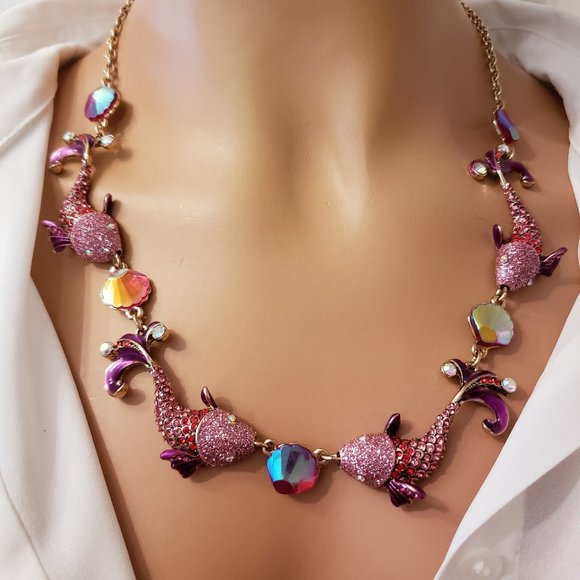 NWT Betsey Johnson  Fish Necklace. - Picture 6 of 10